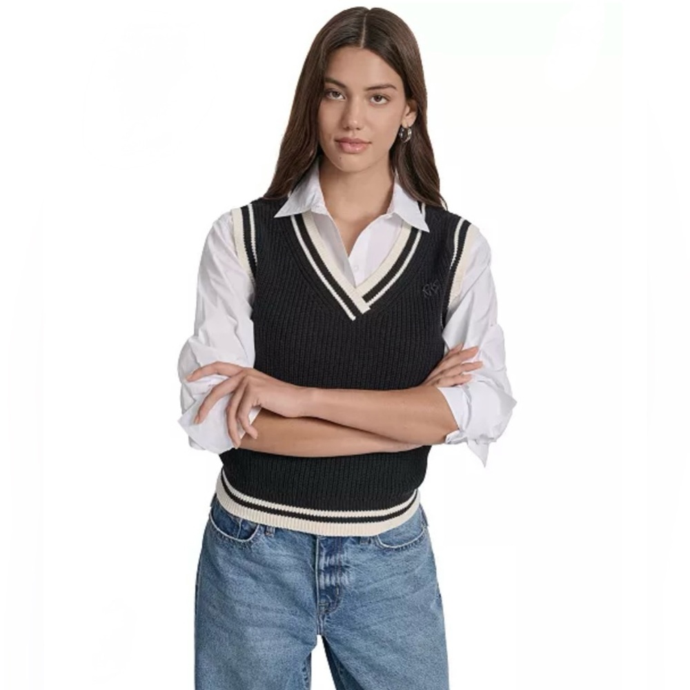 Women’s Black Cable Knit Sweater Vest